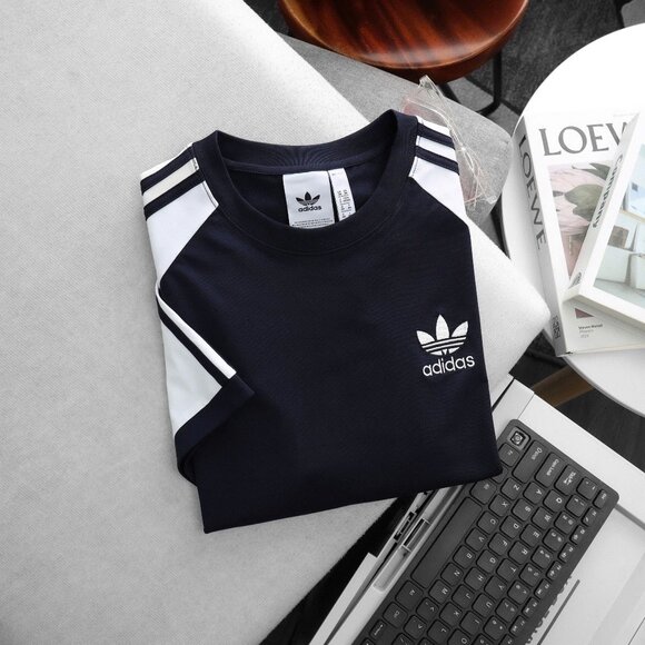 Adidas Classics Original 3 Stripes Tee Shirt Trefoil Retro Men Dark Blue White - Picture 2 of 2